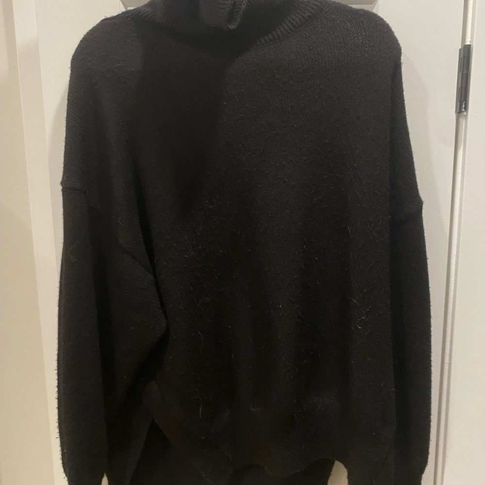 H&M Men's Turtleneck Sweater - Black